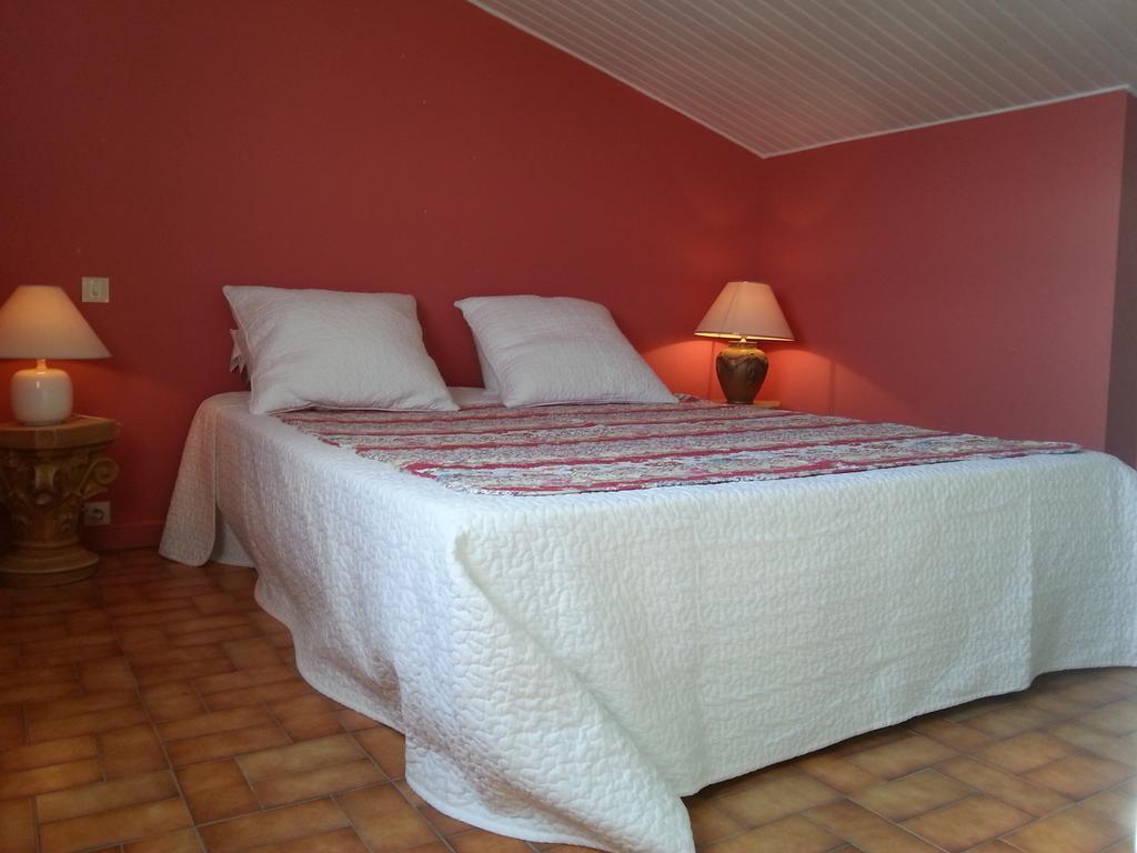 La Petite Maison De Marie Louise Lauris Zimmer foto